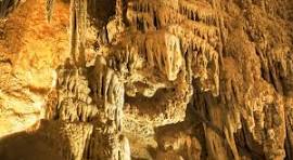 Cathedral Caverns entrance