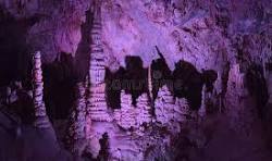 Cathedral Caverns formations